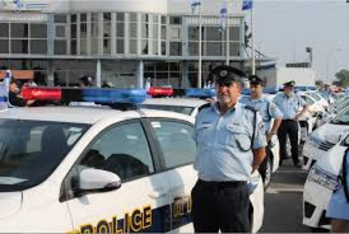 Израиль заявил, что палестинец ранил ножом двоих подростков
