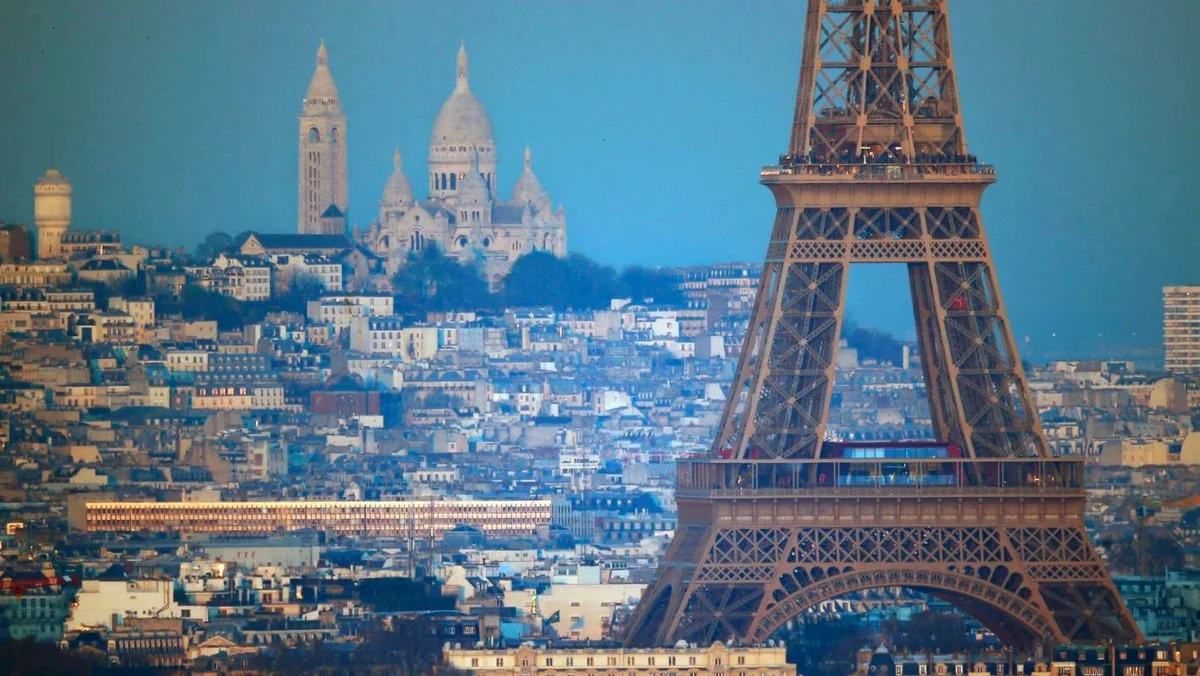 Во Франции введут квоты для иммигрантов-профессионалов