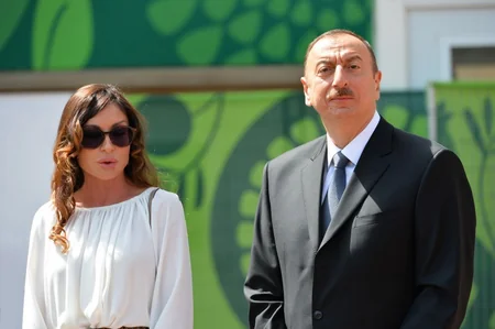 ​Prezident İlham Əliyev Tofiq Bəhramov adına Respublika Stadionunda yaradılan şəraitlə tanış olub