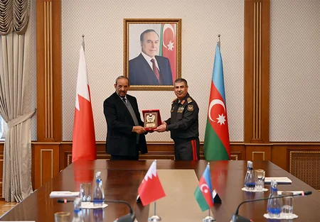 Bəhreyn Krallığının Müdafiə Qüvvələrinin Baş komandanı Azərbaycanda səfərdədir