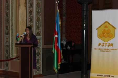 Состоялось мероприятие по случаю 100-летия государственного флага Азербайджана