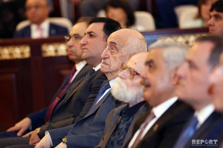 AMEA-da Neft-Kimya Prosesləri İnstitutunun 90 illik yubileyinə həsr olunan yığıncaq keçirilib - FOTO