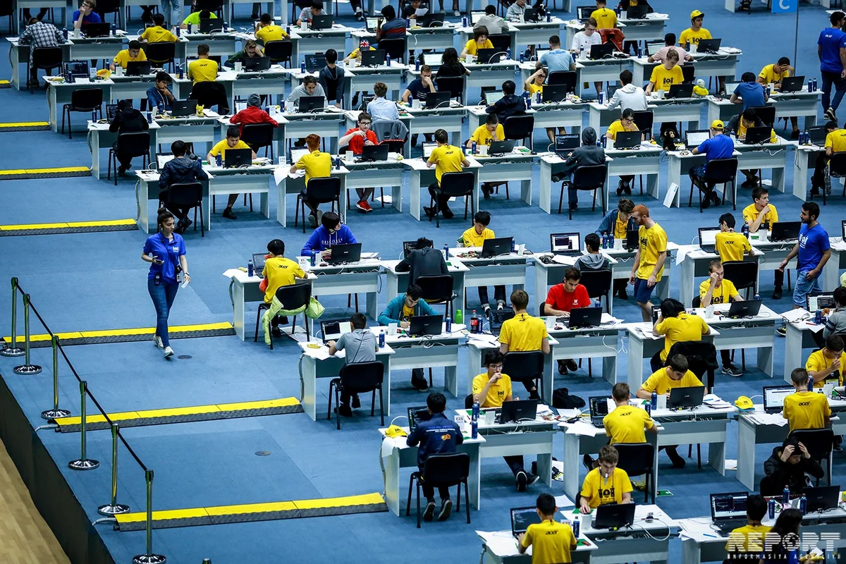 31-ci Beynəlxalq İnformatika Olimpiadasının ilk günü - FOTOLARDA