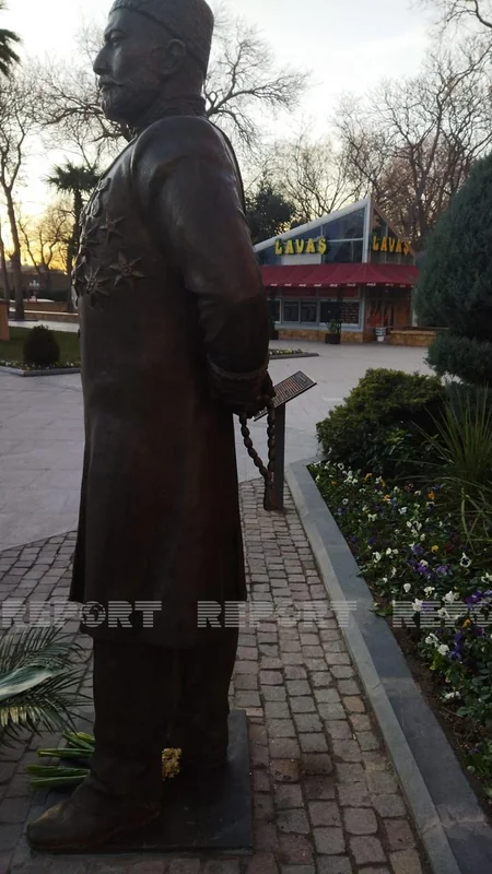 People who damaged Haji Zeynalabdin Taghiyev statue detained