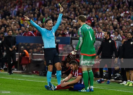 Определились судьи финальных игр Лиги чемпионов и Евролиги