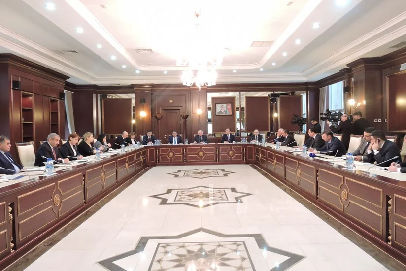 Milli Məclisin komitəsində dövlət büdcəsi müzakirə olunub
