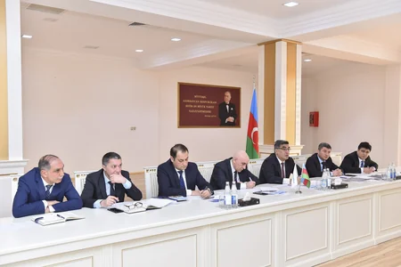 “Azərsu”nun sədr müavini Salyanda vətəndaşları qəbul edib