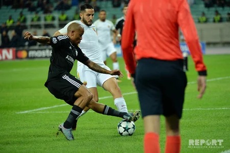 ÇL: Qarabağ  Roma qarşılaşması maraqlı anlarla yadda qalıb - FOTOREPORTAJ