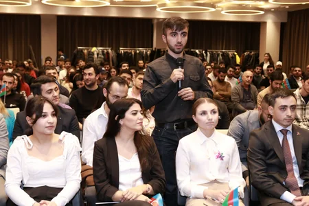 Polşada Azərbaycan icması ilə görüş keçirilib