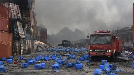 Banqladeşdə yanğın zamanı ölənlərin sayı 49-a çatıb, yüzlərlə yaralı var