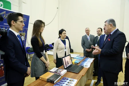 Bakı İstedadlar Təhsil Kompleksində bilik sərgisi keçirilib