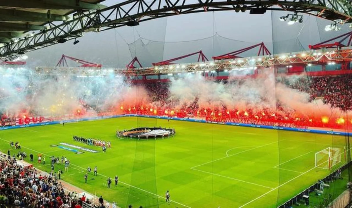 UEFA Qarabağla oyunda Olimpiakosa azarkeşlərlə bağlı məhdudiyyət qoyub