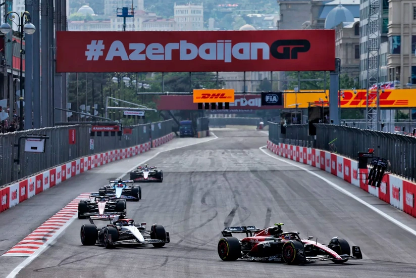 FIA: на трассе в Баку будут две зоны DRS