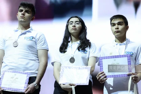 Respublika fənn olimpiadalarının qalibləri mükafatlandırılıb