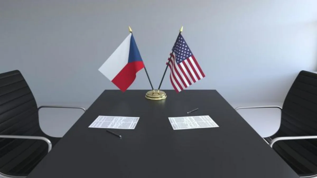 Главы военных ведомств Чехии и США обсудят безопасность в Европе и Украину