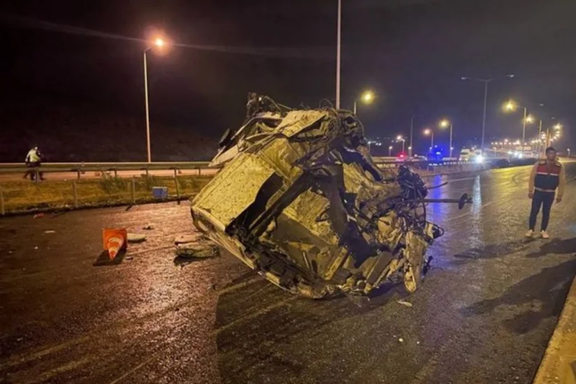 Тяжелое ДТП в Турции, погибли 3 человека, еще 11 получили ранения
