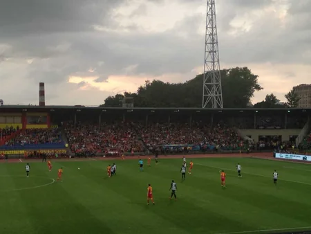 Silahın paytaxtında futbol tamaşası - Rəqibi tərksilah edən Neftçi  - REPORTAJ - VİDEO