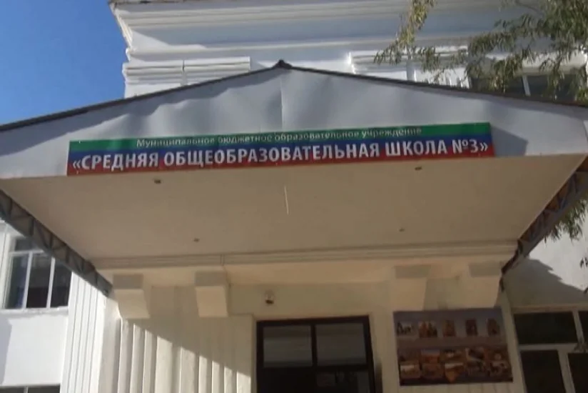 Dərbənddə orta məktəblərdə Azərbaycan dilinin tədrisində çətinliklər yaranıb - VİDEO
