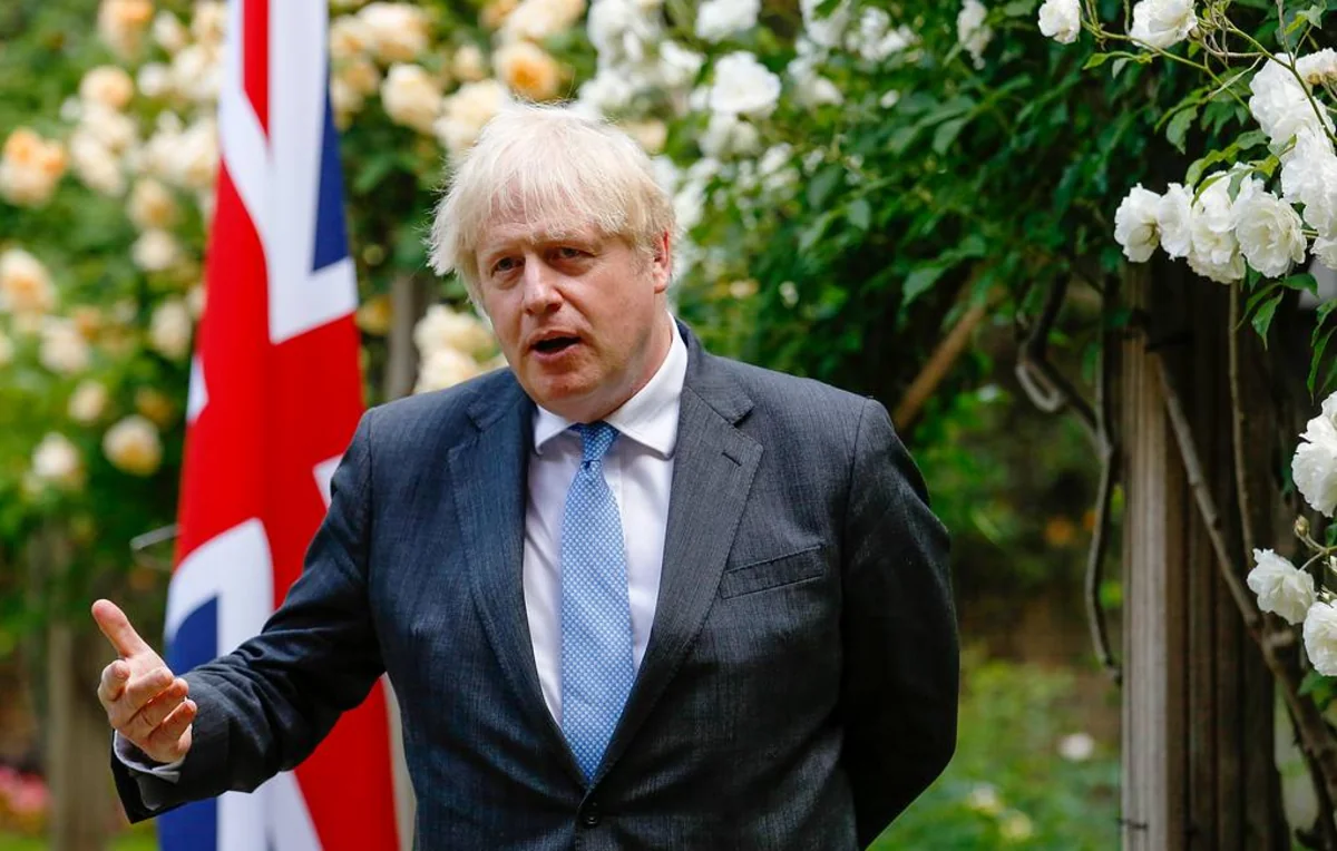 Борис Джонсон поздравил сборную Англии