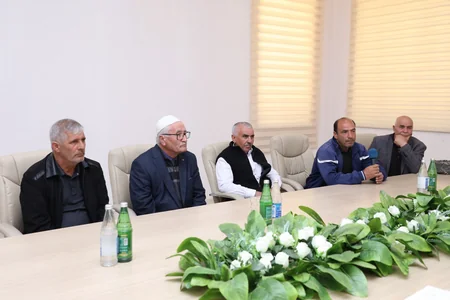 Azəriqazın baş direktoru Ağdamda vətəndaşları qəbul edib