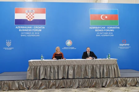 Azərbaycan və Xorvatiya prezidentləri Bakıda biznes forumda iştirak ediblər