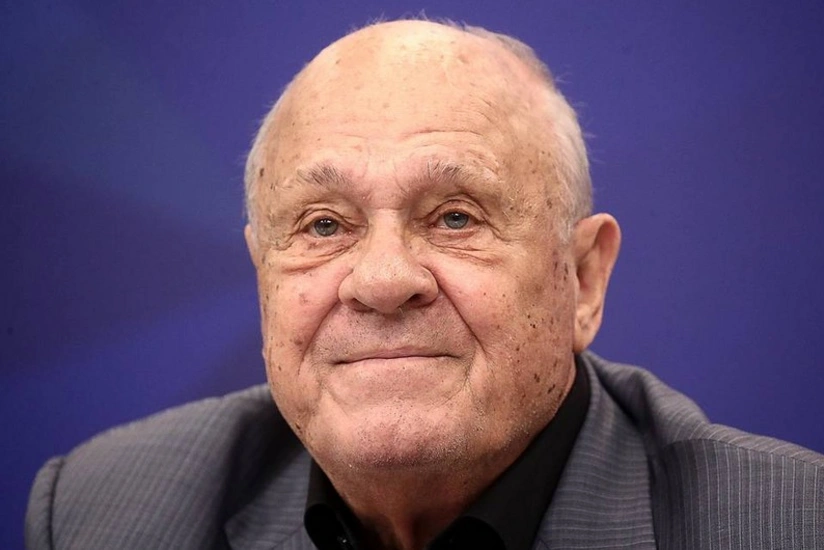 Rejissor Vladimir Menşov vəfat edib
