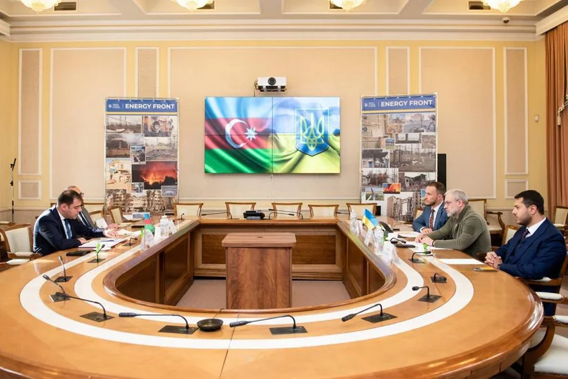 Azərbaycan Ukraynanın enerji sisteminin bərpası üçün 10 humanitar yardım göndərib