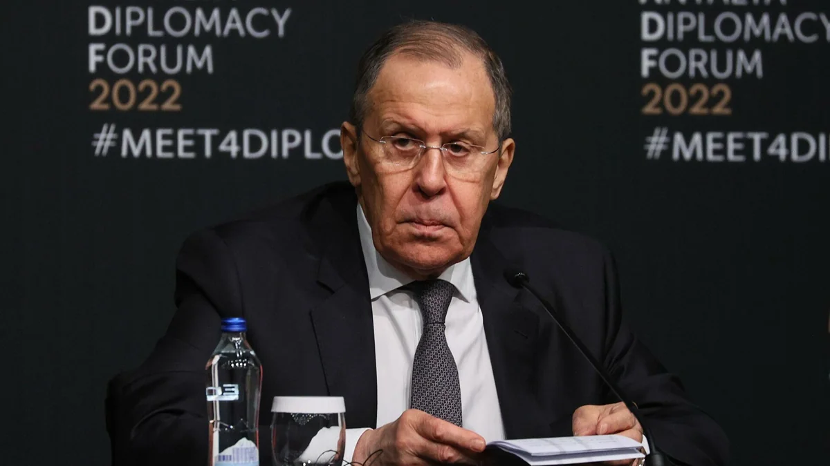 Лавров принял приглашение посетить Иран