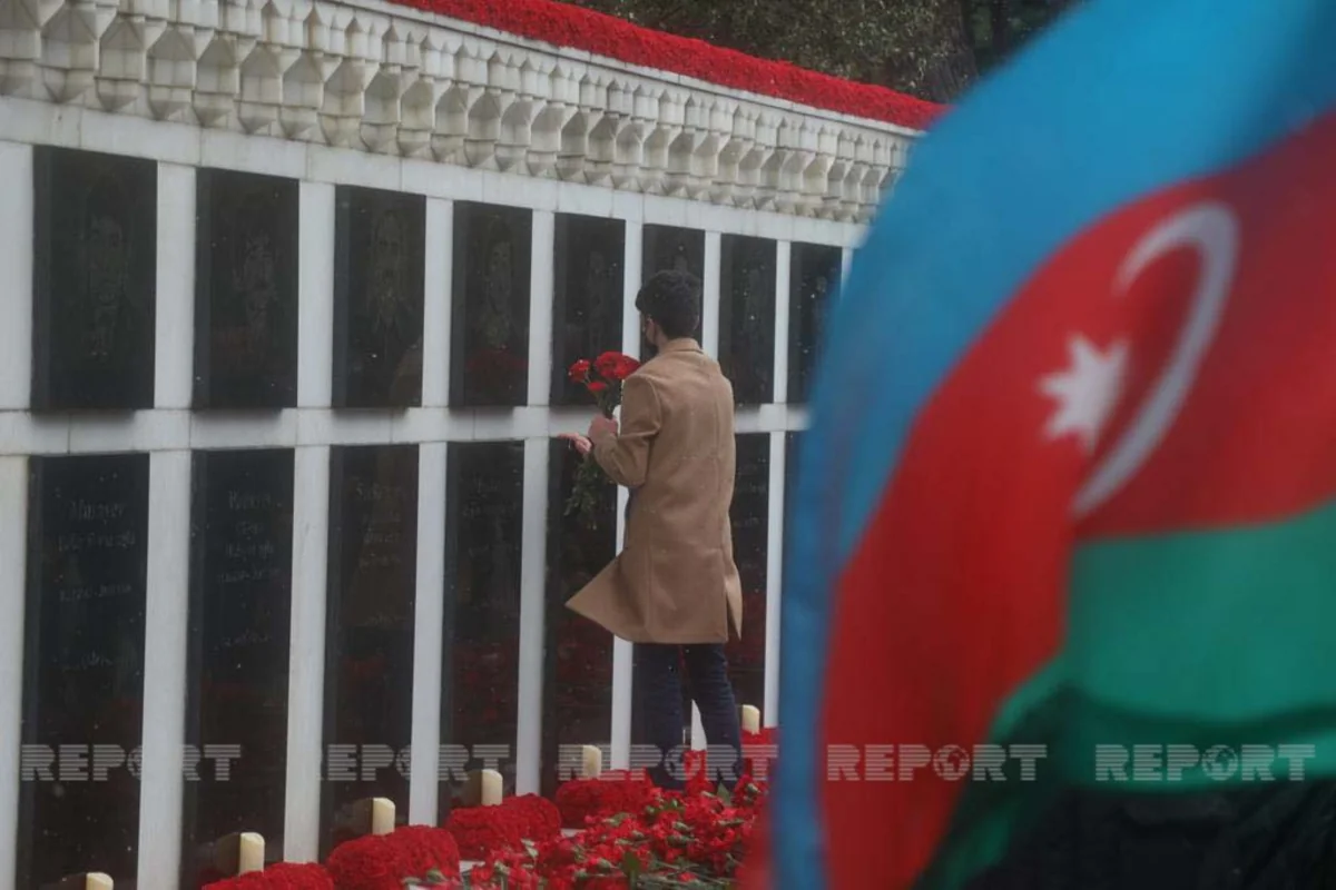 Azerbaijan commemorating January 20 martyrs - PHOTOS