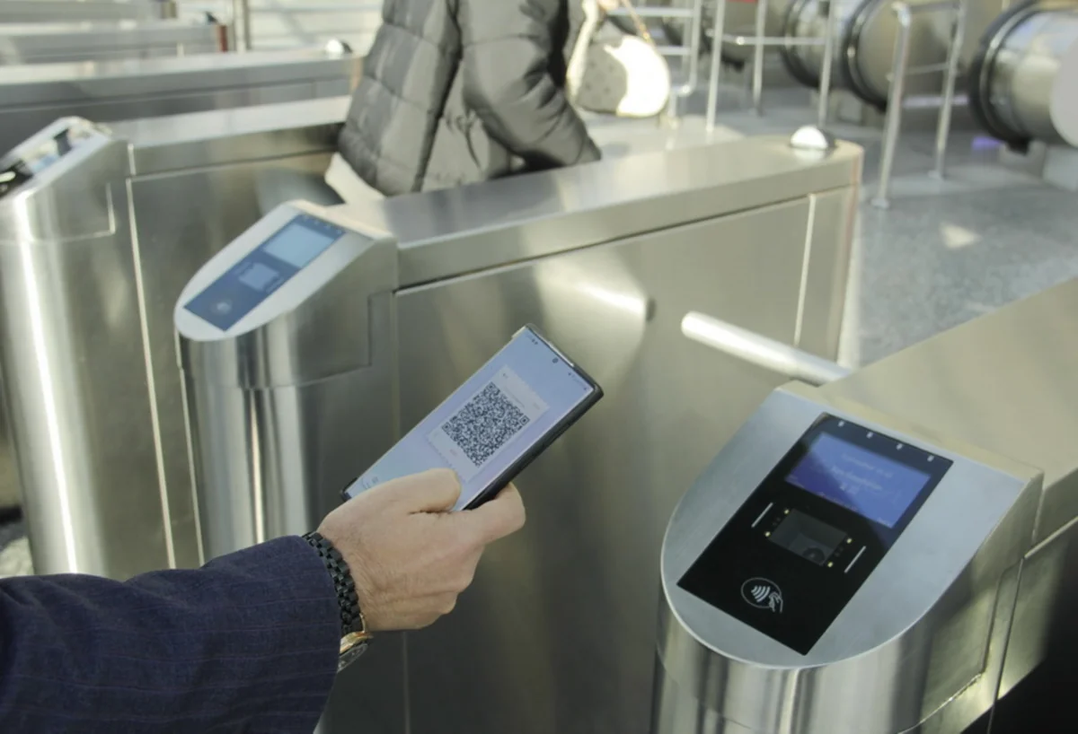 Bakı metrosunda QR biletdən istifadə edənlərin sayı 20 % artıb