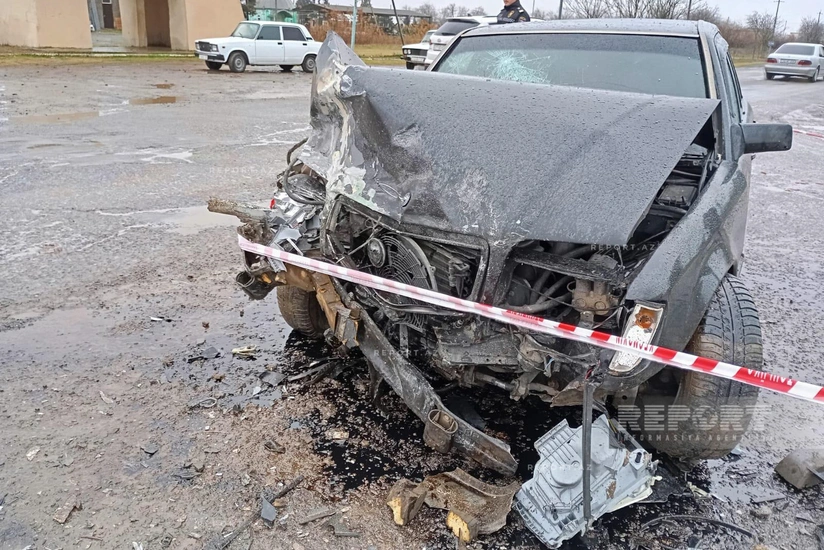 Biləsuvarda yol qəzasında xəsarət alanların kimliyi məlum olub - YENİLƏNİB