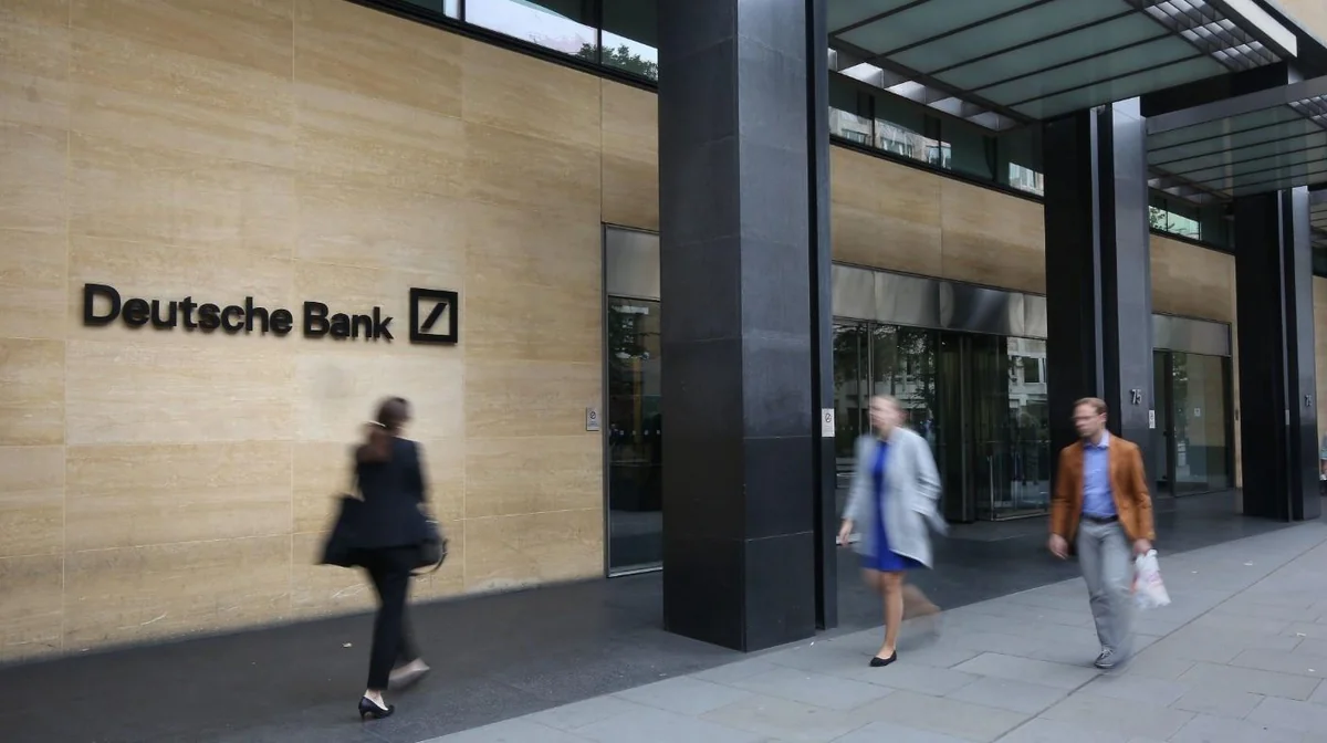 “Deutsche Bank” aldığı bankın keçmiş sahiblərinə məhkəmədə qalib gəlib