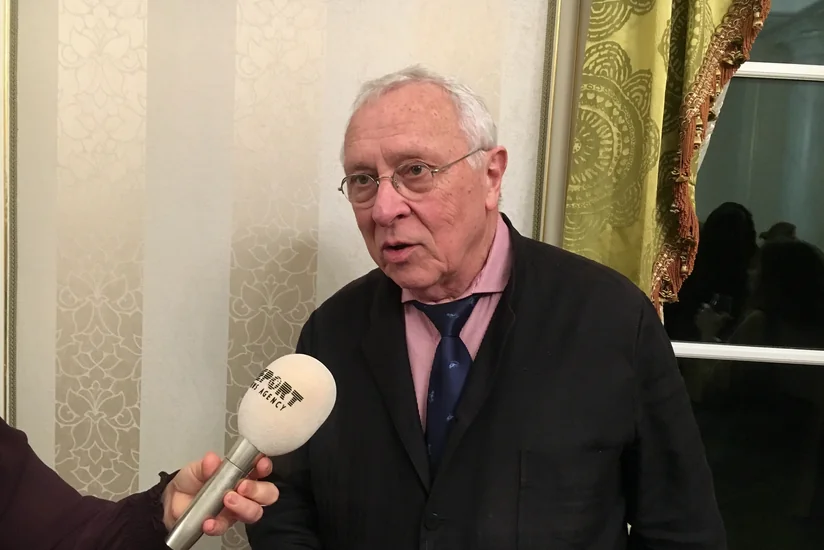 French writer: Azerbaijan differs from other Muslim countries for women's role in society