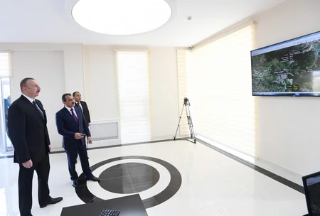 Президент Ильхам Алиев принял участие в церемонии подачи питьевой воды в город Хызы и поселок Алтыагадж