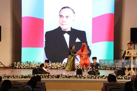 Ümummilli lider Heydər Əliyevin anım gününə həsr olunmuş tədbir keçirilib