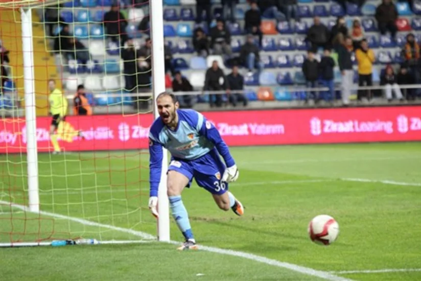 Azərbaycan yığması daha bir futbolçu itkisi ilə üzləşib - YENİLƏNİB