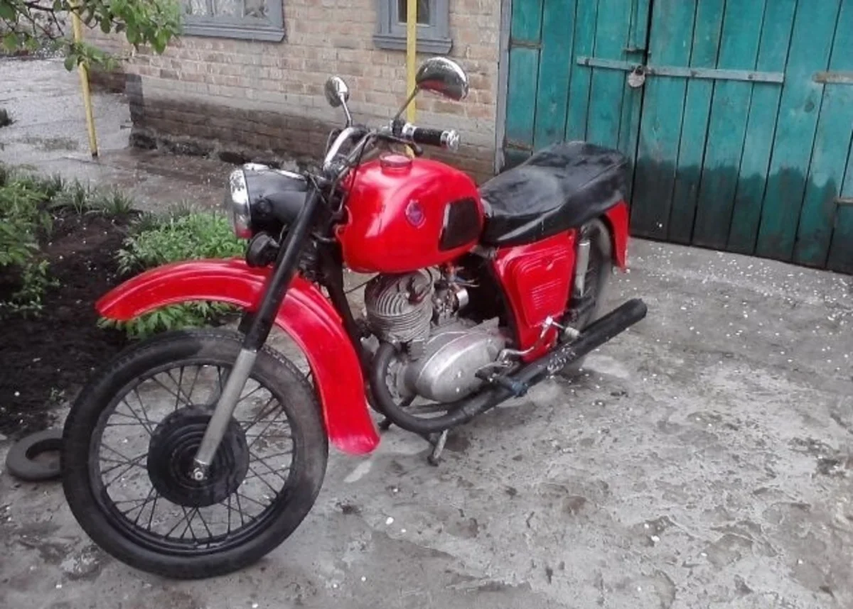 Sabirabadda motosiklet oğruları saxlanılıb