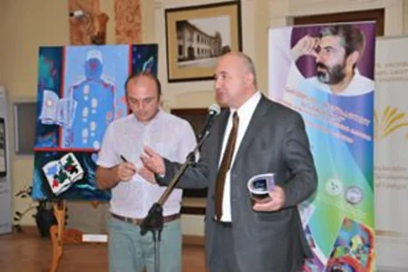 ​Tbilisidə azərbaycanlı rəssamın sərgisi açılıb