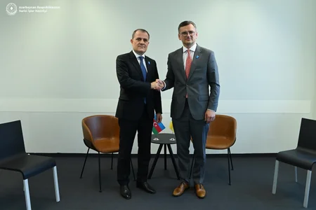 Azərbaycanın XİN başçısı ukraynalı həmkarı ilə humanitar yardımı müzakirə edib - YENİLƏNİB