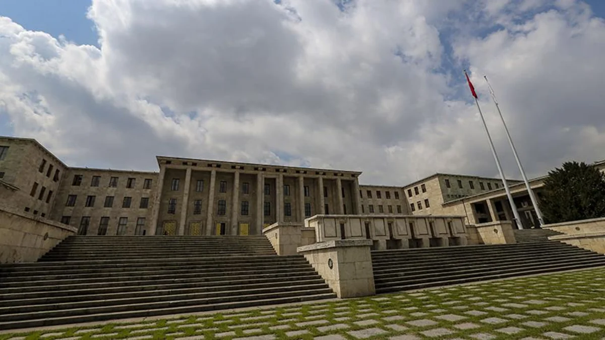 Deputies Secretary General of the Turkish Parliament dismissed