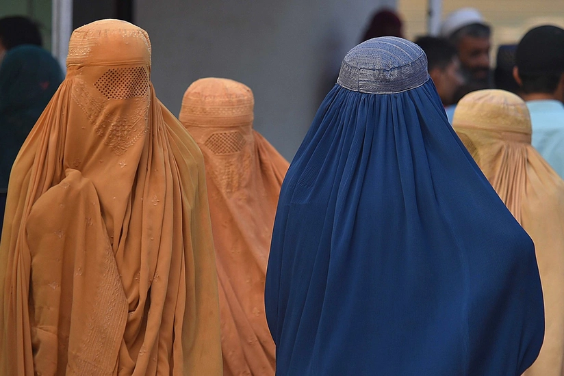 Taliban ban Afghan women from praying in mosques