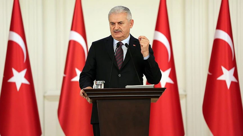 Türkiyənin baş naziri: Bu gün ən böyük zərurət Konstitusiyaya dəyişikliklər edilməsidir