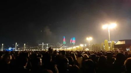Bakıda 2020-ci il atəşfəşanlıqla qarşılanıb - FOTO