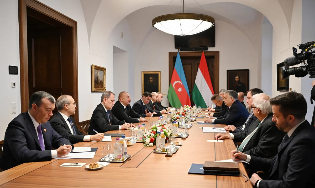 Azərbaycan Prezidentinin Macarıstanın Baş naziri ilə geniş tərkibdə görüşü olub - YENİLƏNİB