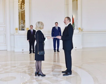 President Ilham Aliyev receives credentials of incoming two ambassadors
