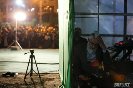 Bakıda növbəti Qədr gecəsi qeyd olunub - FOTOREPORTAJ