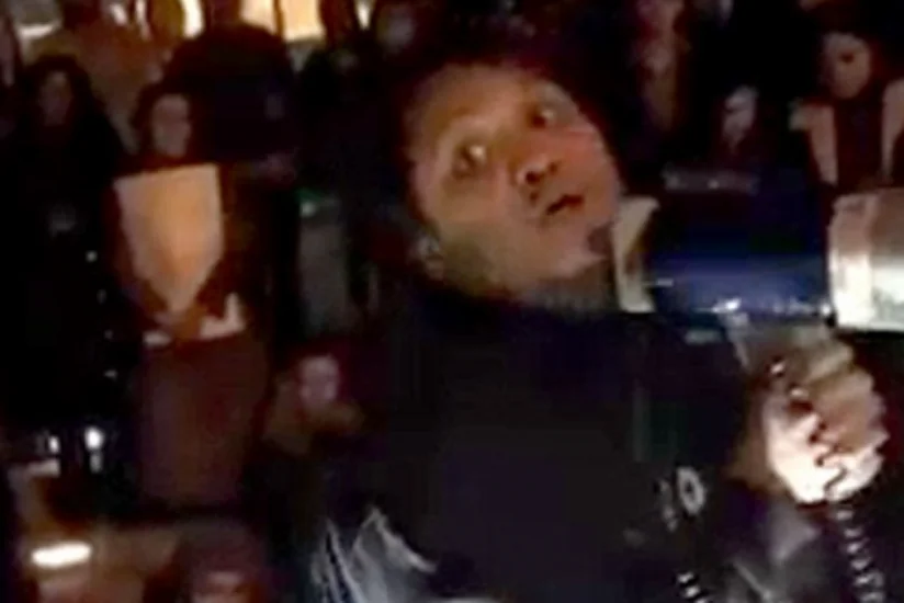 ABŞ-da qadın müəllim insanları adam öldürməyə çağırıb