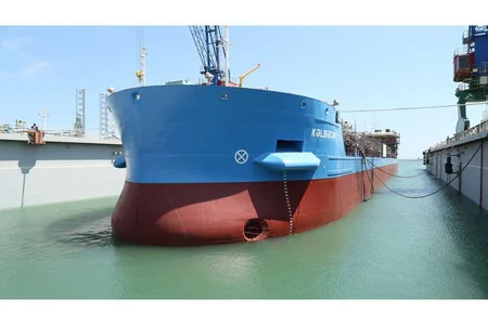 Azərbaycan istehsalı olan ikinci tanker inşasının növbəti mərhələsi üçün suya salınıb