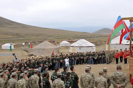 Hərbiyyə - 2019 hərbi vətənpərvərlik düşərgəsində Türkiyənin Zəfər bayramı qeyd edilib