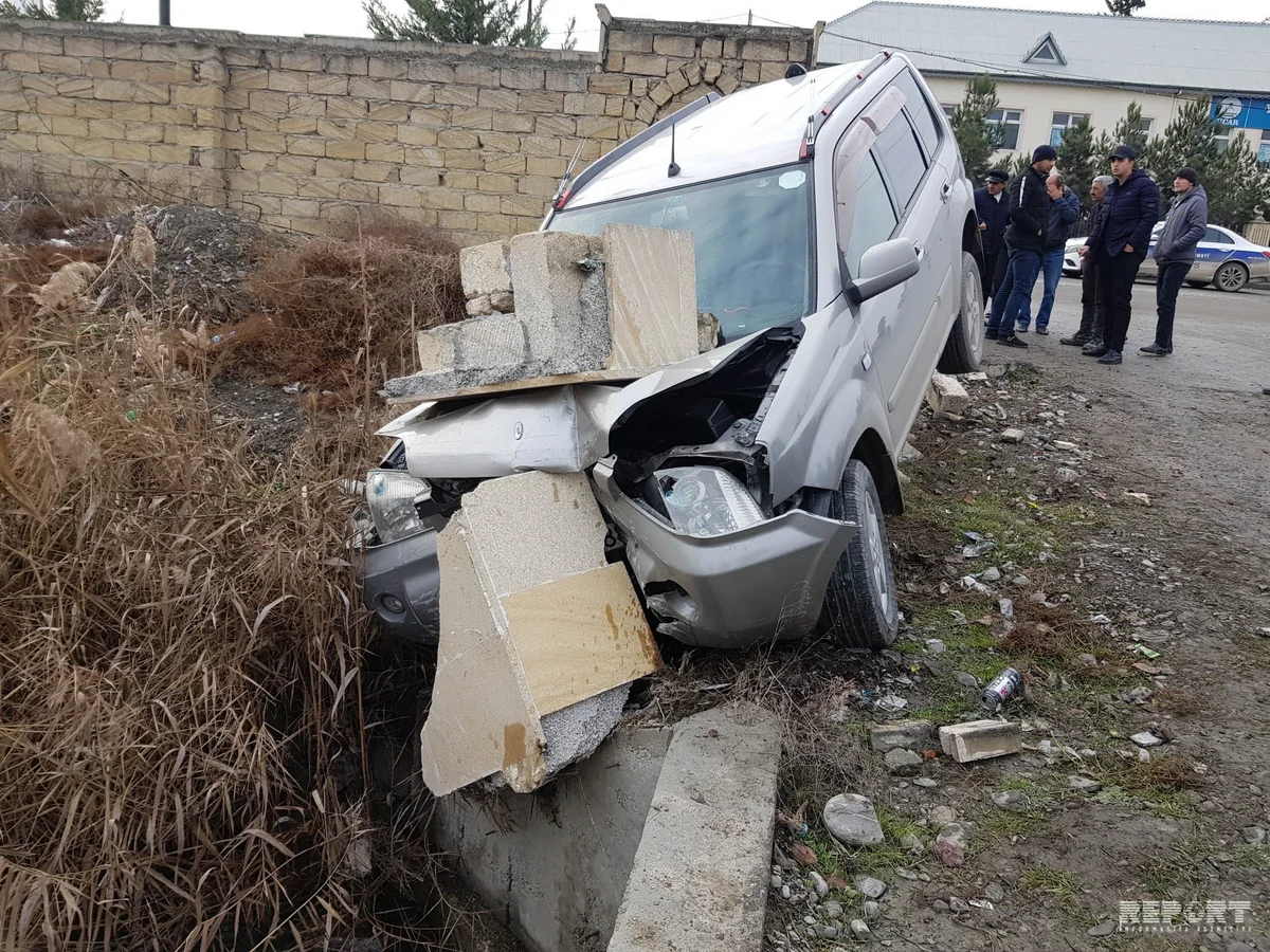 Ucarda bir ailənin 3 üzvü yol qəzasında xəsarət alıb - FOTO